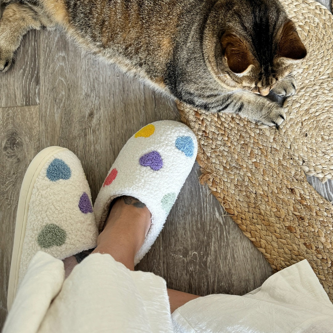 Chic Dubois™ | Colourful Heart Slippers